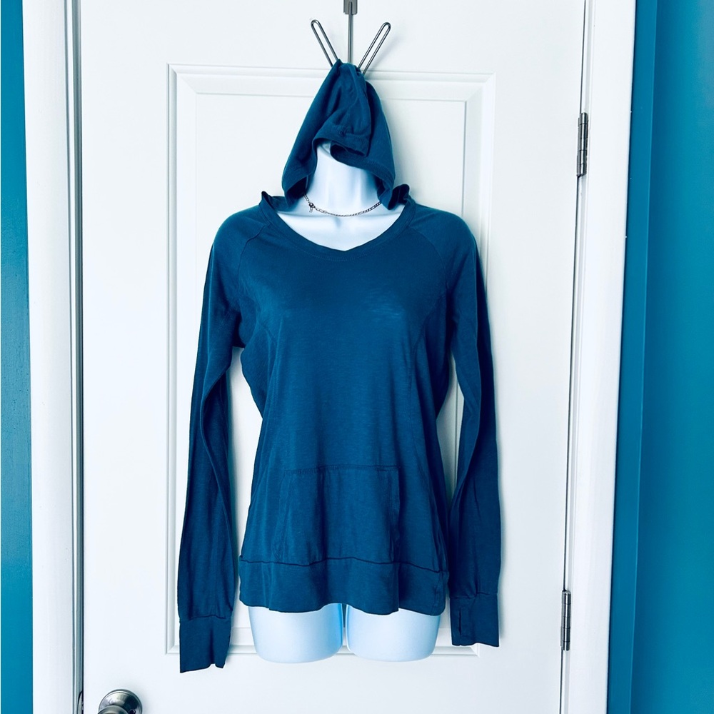 Fabletics Loveland lightweight teal blue pull-on hoodie Size S